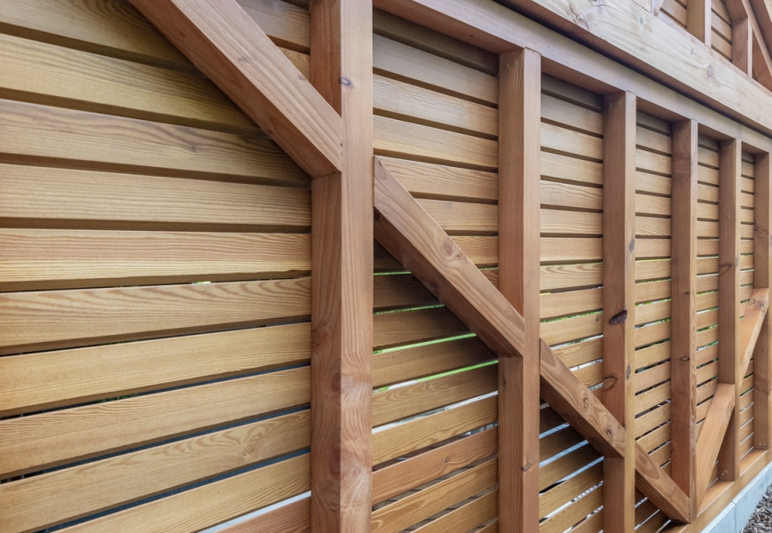 Couverture de terrasse en bois à Beffe 