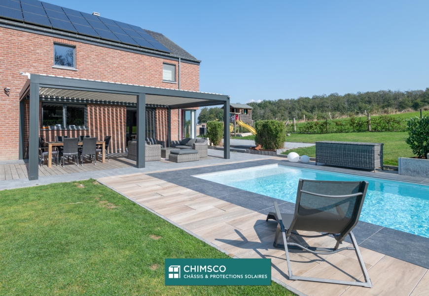 Pergola toiture à lames à Rochefort