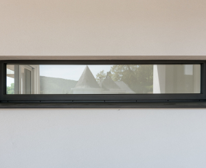 Installation de portes et fenêtres en PVC-aluminium