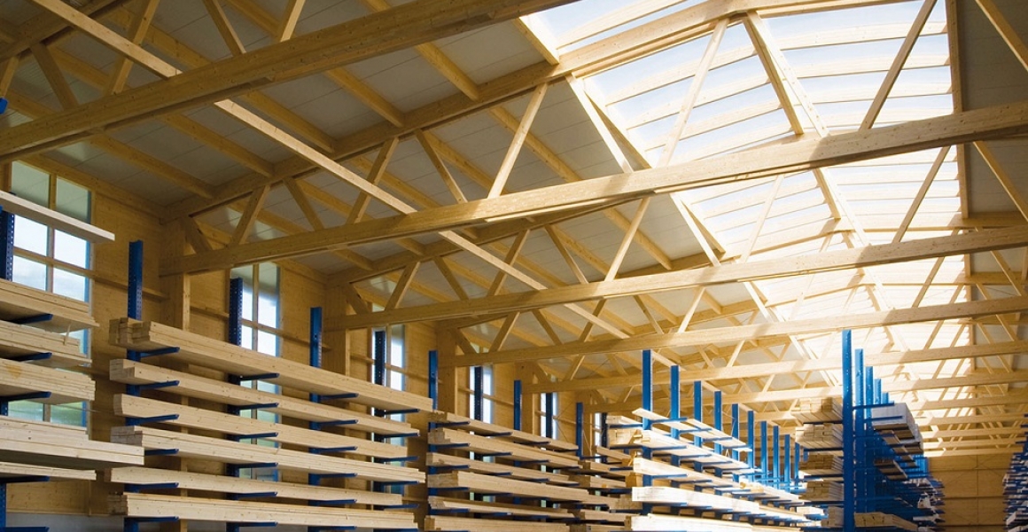Hall industriel de stockage en bois à Broich