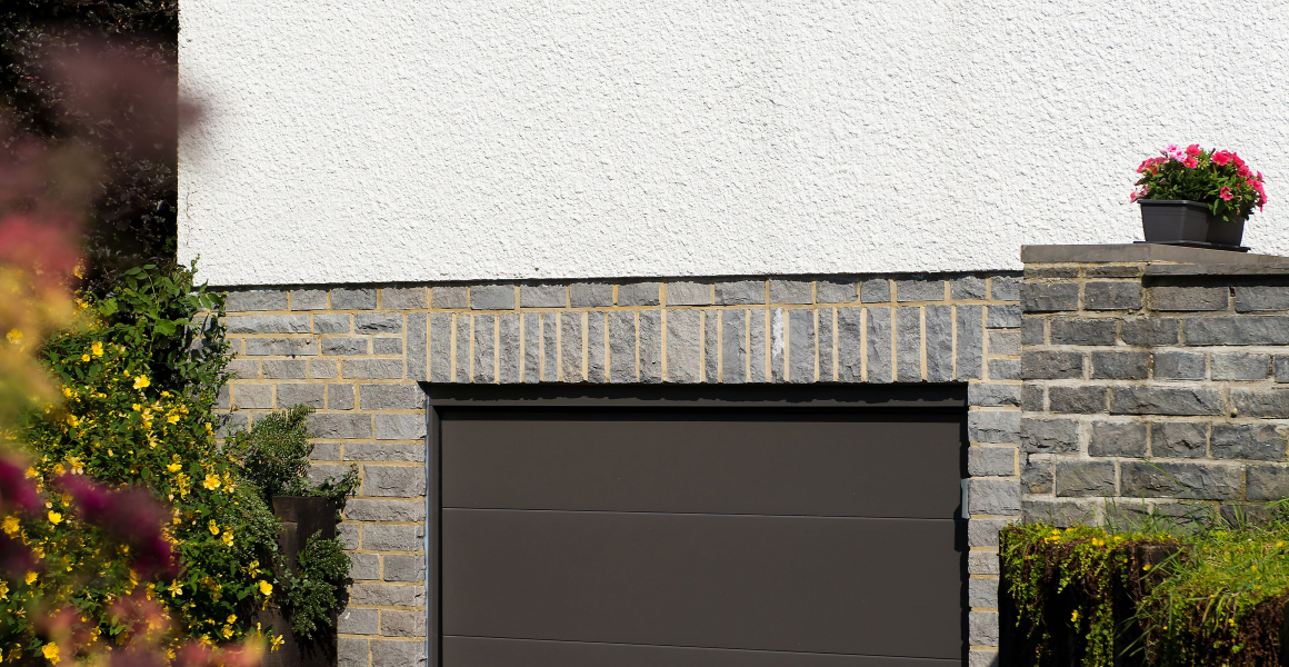 Installation d'une porte de garage motorisée à Ciney 