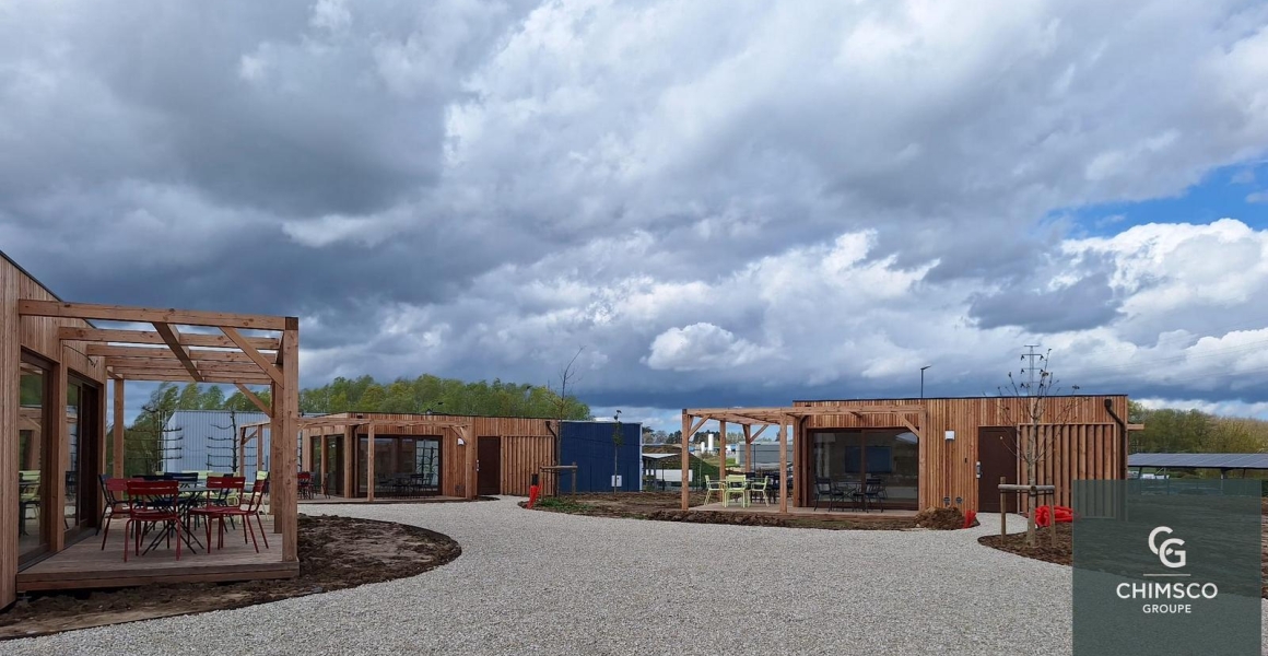 Construction hors-site de 6 volumes de 60m² à Lessines | WOODCAB | Architecte: Out Of Office